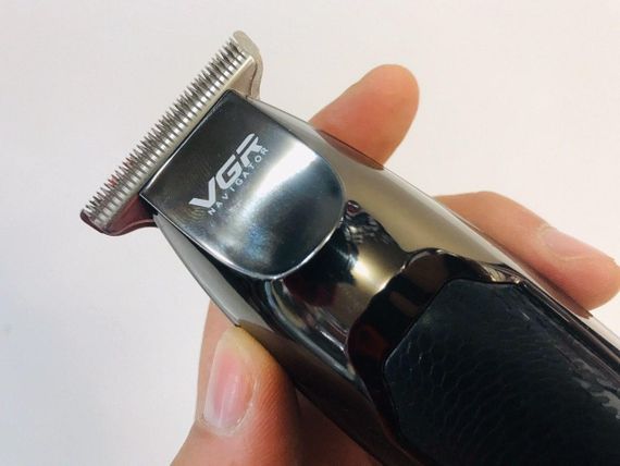 Аккумуляторный мужской триммер для бороды усов и тела VGR V 030 машинка для стрижки | Зображення 2