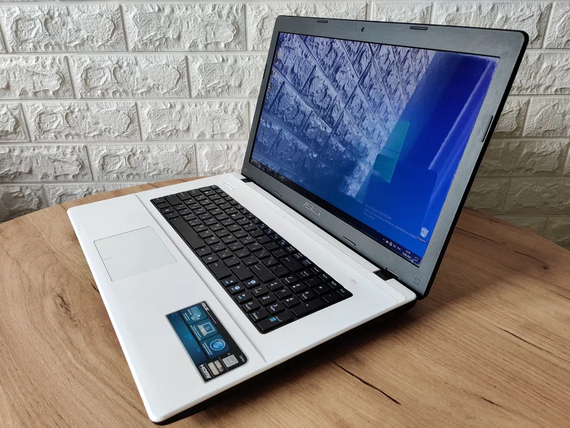 Ноутбук Asus X75V WHITE/17.3 HD+/Pentium 2020M/4Gb/HDD500Gb/nVidia 720M-2Gb | Зображення 1