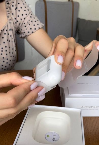 AirPods Pro ( без Шумоподавлення) Білі + Клінер для очистки + Чохол | Зображення 4