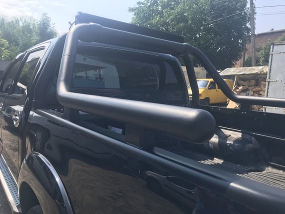 Дуга на кузов (черная) 76мм для Toyota Hilux 2006-2015 гг | Зображення 3