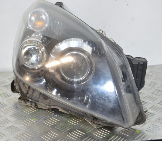 Фара передня права Opel Astra H III 2004–2007 ксенон Опель Астра 16020200 | Зображення 1