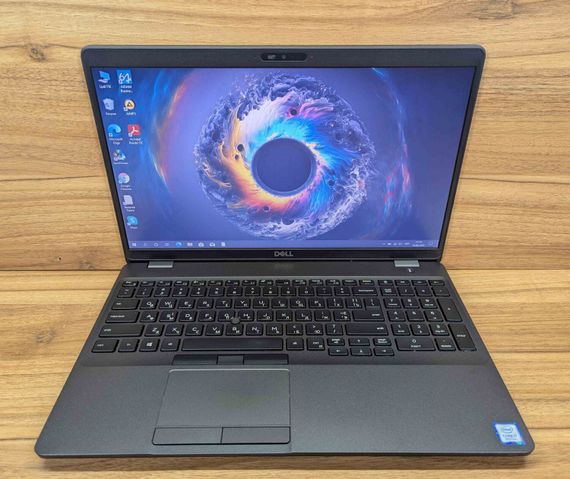 Ультрабук Dell Latitude 5500 / 15.6" (1366x768) TN / Intel Core i7-8665U (4 (8) ядра по 1.9 - 4.8 GHz) / 8 GB DDR4 / 256 GB SSD / Intel UHD Graphics / WebCam / HDMI / Windows 10 б/в + Подарунок Бездротова миша / USB | Зображення 1