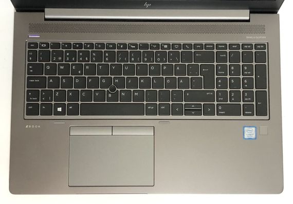 Мобільна робоча станція HP Zbook 15u G6 / 15.6" (1920x1080) IPS / Intel Core i7-8565U (4 (8) ядра по 1.8 - 4.6 GHz) / 16 GB DDR4 / 256 GB SSD / AMD Radeon Pro WX 3200, 4 GB GDDR5, 128-bit / WebCam / Win 11 Pro б/в + Подарунок Флеш-накопичувач  64GB | Зображення 7