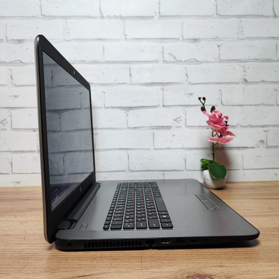 Ноутбук Б-класс HP 17-y020nd / 17.3" (1600x900) TN / AMD A8-7410 (4 ядра по 2.2 - 2.5 GHz) / 8 GB DDR3 / 256 GB SSD / AMD Radeon R5 Graphics / WebCam / DVD-ROM б/у | Зображення 4
