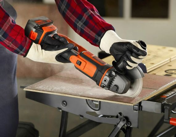 Шліфмашина кутова - болгарка акумуляторна Black&Decker без АКБ та ЗП BCG720N | Зображення 5