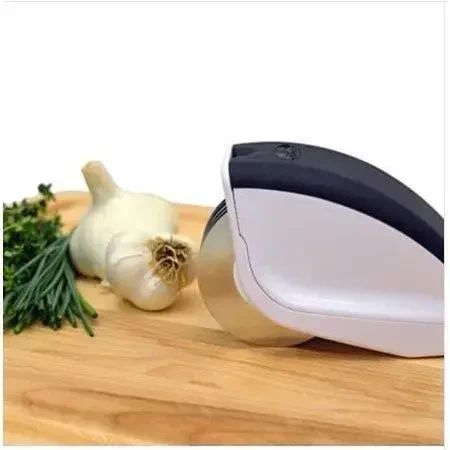 ОЧЕНКА! Ніж для нарізування 3 в 1 Rolling Mincer і Tenderizer з часниковим пресом овочерізка (Немає паковання 3009) | Зображення 3