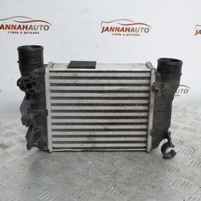 Радіатор інтеркулера Audi A4 (B6, B7) 1.8T інтеркулер Ауді а4 8E0145805N
