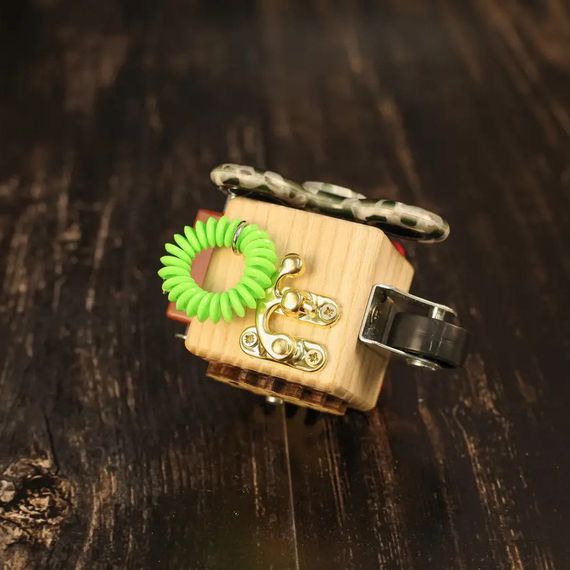 Развивающая игрушка Бизикуб "Дорожный" Temple Group TG200139 5х5х5 см | Зображення 8