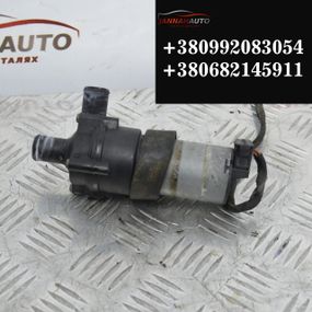 Додатковий водяний насос Mercedes C-Class W203 помпа циркуляції води Мерседес Ц-клас 2038350064