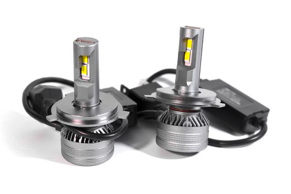 Комплект светодиодных ламп TBS Design T8 PRO H4 12-24V 110W P43t 11000lm 6000K | Зображення 6