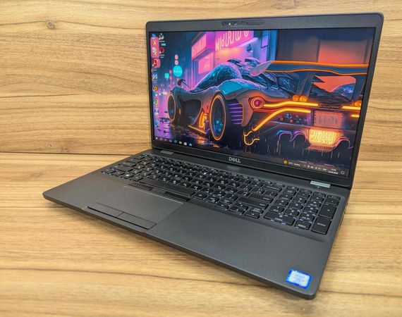 Ноутбук Dell Precision 3541 / 15.6" (1920x1080) IPS / Intel Core i7-9850H (6 (12) ядер по 2.6 - 4.6 GHz) / 16 GB DDR4 / 500 GB SSD / Intel UHD Graphics 630 / WebCam / Windows 10 б/у + Подарок Беспроводная мышь / USB | Зображення 4