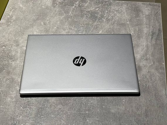 Ноутбук HP ProBook 450 G6 / 15.6" (1366x768) TN / Intel Core i5-8250U (4 (8) ядра по 1.6 - 3.4 GHz) / 8 GB DDR4 / 240 GB SSD / Intel UHD Graphics 620 / WebCam / 4G (LTE) б/в | Зображення 4