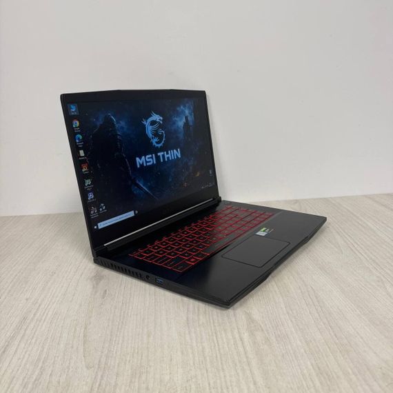Игровой ноутбук MSI GF63 Thin 9SCXR / 15.6" (1920x1080) IPS / Intel Core i5-9300H (4 (8) ядра по 2.4 - 4.1 GHz) / 16 GB DDR4 / 512 GB SSD / nVidia GeForce GTX 1650 Max-Q, 4 GB GDDR6, 128-bit / WebCam б/у | Зображення 3