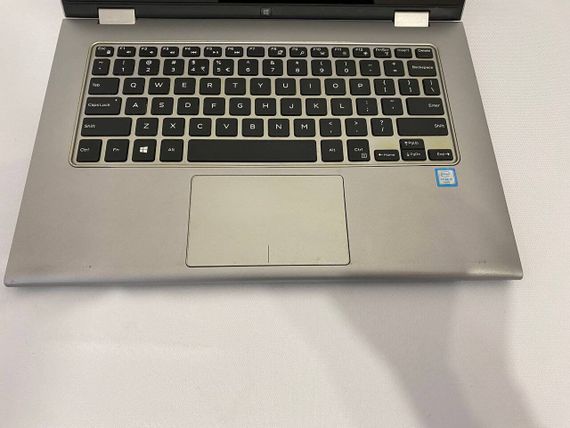 Ноутбук-трансформер Б-класс Dell Inspiron 13-7359 / 13.3" (1366x768) TN / Intel Core i5-6200U (2 (4) ядра по 2.3 - 2.8 GHz) / 8 GB DDR3 / 240 GB SSD / Intel HD Graphics 520 / WebCam / HDMI б/у | Зображення 3