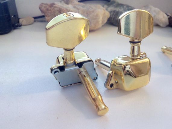 Колки для электрогитары и акустической гитары золотые J21 3L+3R gold | Зображення 3