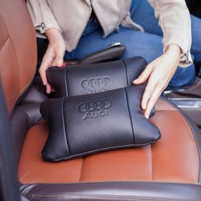 Подарок подушка дорожная Audi Ауді, Дорожная подушка в автомобиль, CV-973 Подарок автолюбителю