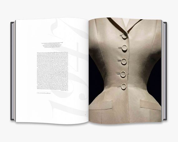 Книга з історії моди про модний дім Діор з ілюстраціями Christian Dior: Designer of Dreams. Florence Muller | Зображення 1