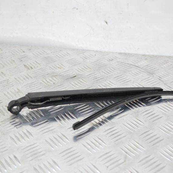 Повідець склоочисника заднього скла Skoda Superb III 2015-2024 універсал Щіткотримач двірника задній Шкода Суперб 3 5JJ955707 | Зображення 3