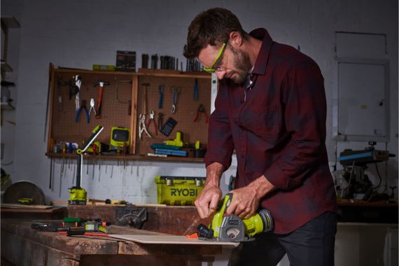 Пила дискова, RYOBI ONE+ R18MMS-0 без АКБ і ЗП | Зображення 9