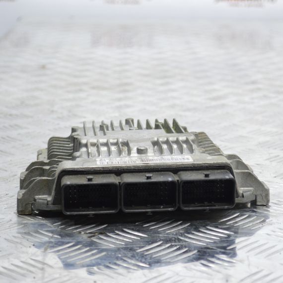 Блок управління двигуном Peugeot 407, 607 2.7 HDI комп'ютер Пежо 5WS40379A-T SW9658198080 9648237680 | Зображення 1