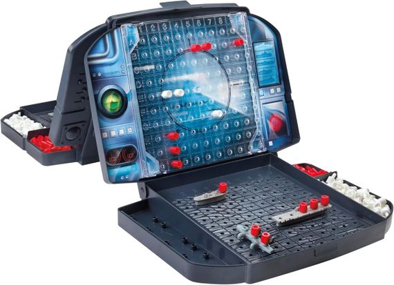 Настільна гра Морський бій з літаками Оригінал Hasbro Gaming Battleship with Planes | Зображення 1