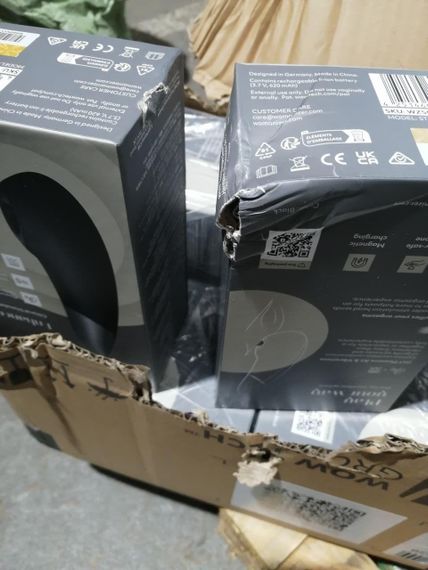 Вакуумный клиторальный стимулятор Womanizer Enhance Black (мятая упаковка!!!) sexstyle | Зображення 1