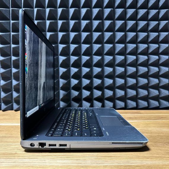 Ноутбук Б-класс HP ProBook 640 G1 / 14" (1920x1080) TN / Intel Core і5-4210M (2 (4) ядра по 2.6 - 3.2 GHz) / 8 GB DDR3 / 128 GB SSD / Intel HD Graphic 4600 / WebCam б/у | Зображення 4