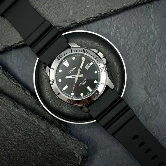 Чоловічий годинник Casio MTP-VD01-1E | Зображення 2