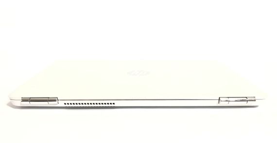 Ноутбук HP Pavilion 15-aw020no / 15.6" (1366x768) TN / AMD A6-9210 (2 ядра по 2.4 - 2.8 GHz) / 8 GB DDR4 / 256 GB SSD / AMD Radeon R4 Graphics / WebCam / Win 10 Home б/в | Зображення 2