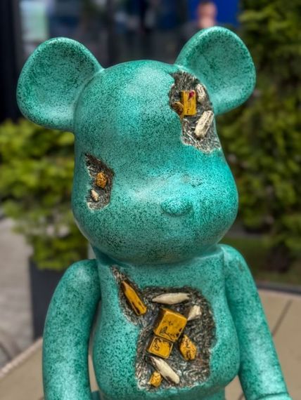 Статуетка Bearbrick дизайнерська фігурка для інтер'єру ведмідь Беарбрик 70 см зелений mb006 | Зображення 3