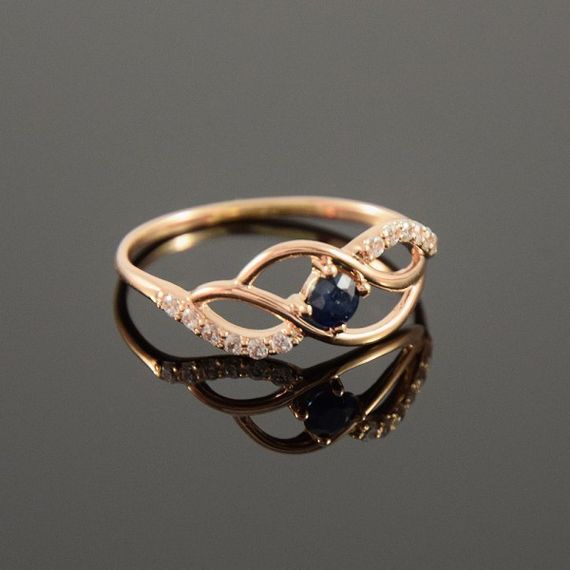 Кольцо из красного золота с синим фианитом 19 | Зображення 1