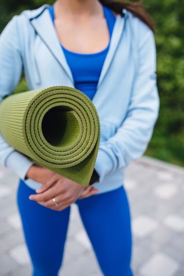 Килимок для йоги та фітнесу Power System PS-4014 PVC Fitness-Yoga Mat Green (173x61x0.6) | Зображення 9