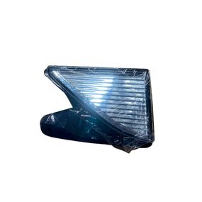 Отражатель (катафот) переднего бампера левый VW Passat USA-2011 (561941777)