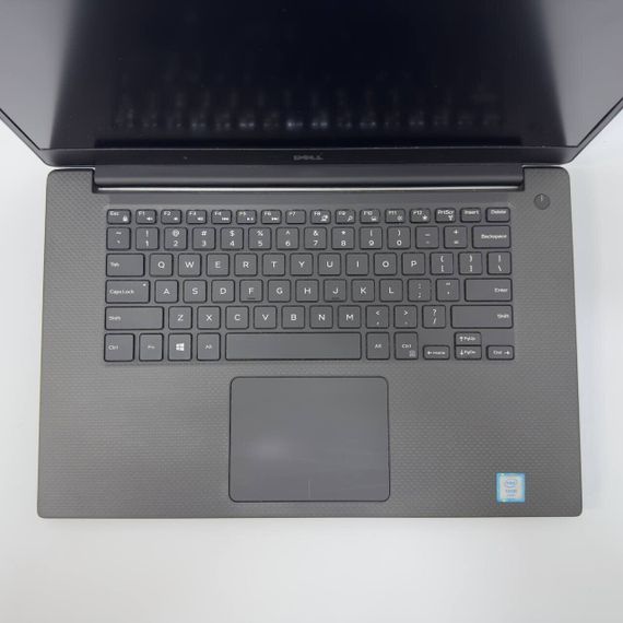 Мобільна робоча станція Б-клас Dell Precision 5520 / 15.6" (1920x1080) IPS / Intel Xeon E3-1505M v6 (4 (8) ядра по 3.0 - 4.0 GHz) / 16 GB DDR4 / 512 GB SSD / nVidia Quadro M1200, 4 GB GDDR5, 128-bit б/в + Подарунок Мишка та килимок | Зображення 3