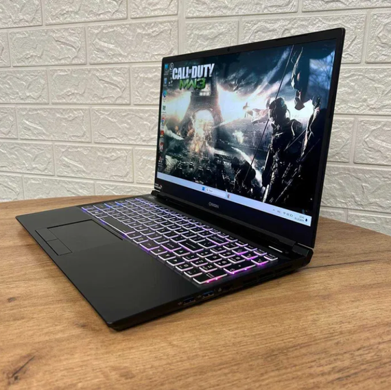 Ноутбук Origin Evo-15S 4К OLED i7 10875H 16Gb SSD 512Gb RTX 2070 MaxQ Б/В | Зображення 3
