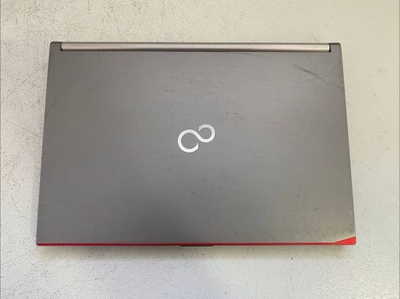 Мобильная рабочая станция Fujitsu Celsius H730 / 15.6" (1920x1080) IPS / Intel Core i7-4800MQ (4 (8) ядра по 2.7 - 3.7 GHz) / 16 GB DDR3 / 128 GB SSD / nVidia Quadro K1100M, 2 GB GDDR5, 128-bit / WebCam / DVD-ROM б/у | Зображення 6