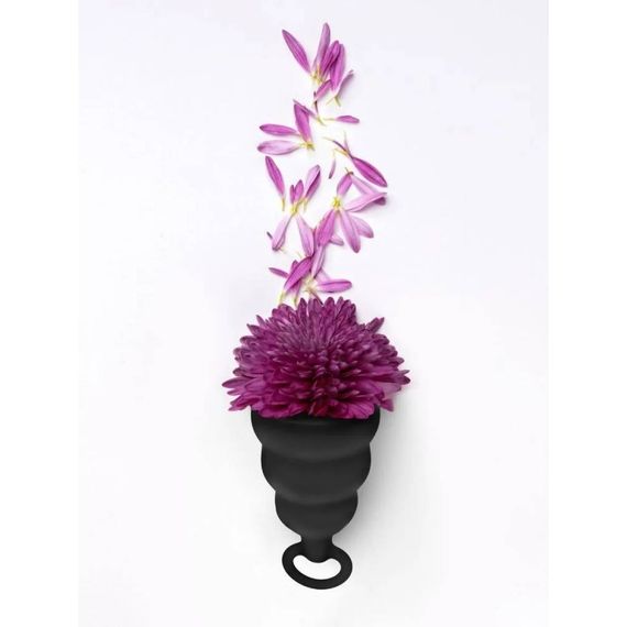 Менструальна чаша Gcup Gvibe, S, чорна, 6 х 3.5 см Sex Aura | Зображення 4