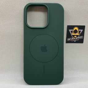 Чохол Iphone 16 Pro MagSafe SoftTouch м'який Протиударний Зелений
