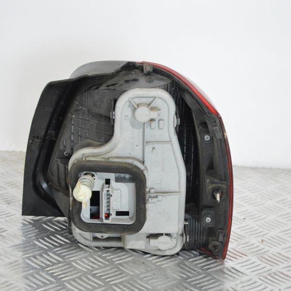 Ліхтар стоп задній лівий Volkswagen Polo V (6R, 6C) 2009- Фольксваген Поло 6R0945111B / 6R0945111С | Зображення 1