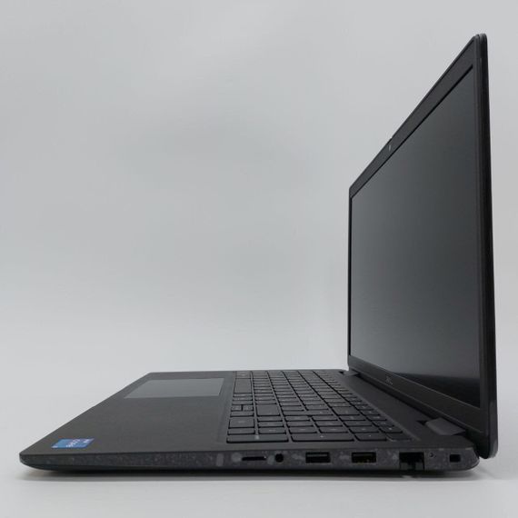 Ноутбук Dell Latitude 3520 / 15.6" (1920x1080) IPS / Intel Core i5-1135G7 (4 (8) ядра по 2.4 - 4.2 GHz) / 16 GB DDR4 / 256 GB SSD / Intel Iris Xe Graphics / WebCam б/в | Зображення 4