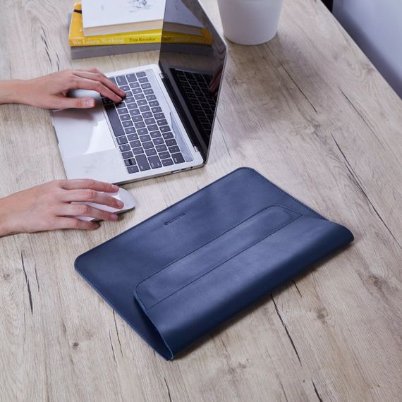 Чохол для ноутбука класичний Incarne Line MacBook Pro 13" 2016-2025 line-blue-pro-13 синій | Зображення 1