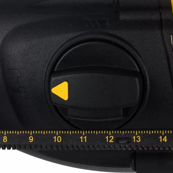 Перфоратор мережевий DeWalt D25133K | Зображення 1