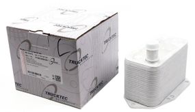 Радіатор масляний BMW 3 E46 5 E39 7 E38 3.0D 98-05 теплообмінник  08.18.015