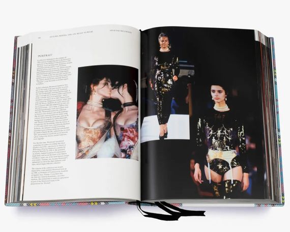 Книга о Вивьен Вествуд история моды Vivienne Westwood Catwalk : The Complete Collections. Alexander Fury | Зображення 4