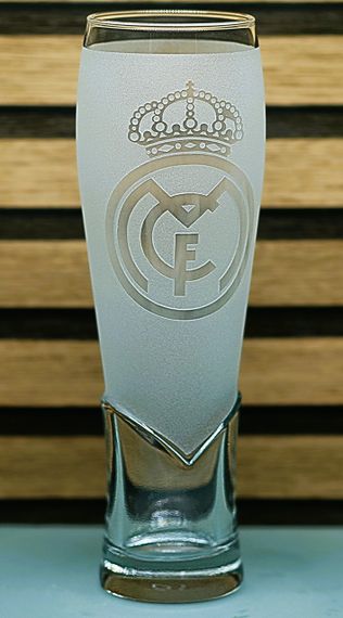 Пивний келих крафтовий 440 мл Реал Мадрид Real Madrid з гравіюванням подарунок для фаната ФК  футбольний матовий