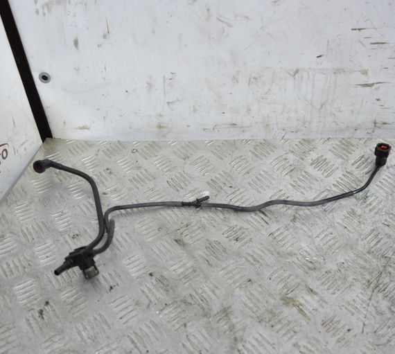 Трубка обратки палива Renault 2.2 DCI Laguna II Espace IV обратка Рено Лагуна Еспейс 8200589142