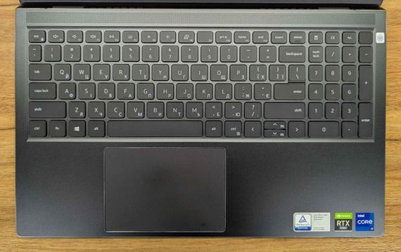 Ігровий ноутбук Б-клас Dell Vostro 15 7510 / 15.6" (1920x1080) IPS / Intel Core i7-11800H (8 (16) ядер по 2.3 - 4.6 GHz) / 16 GB DDR4 / 512 GB SSD / nVidia GeForce RTX 3050, 4 GB GDDR6, 128-bit / WebCam / TouchID / Windows 11 б/в + Подарунок Миша / USB | Зображення 3