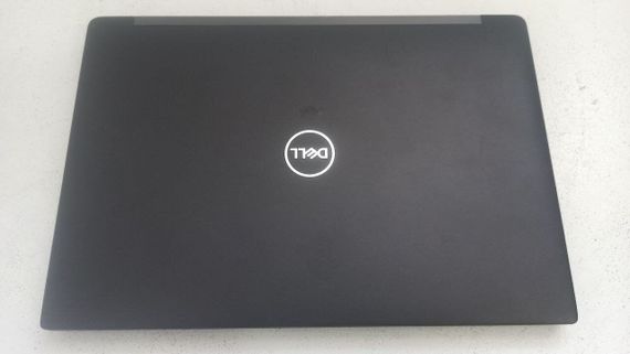 Ультрабук Dell Latitude 7390 / 13.3" IPS / Core i3-7130U (2(4) ядра по 2.7GHz) / 8GB DDR4 / 120GB SSD / UHD Graphics 620 / WebCam / HDMI б/у | Зображення 4