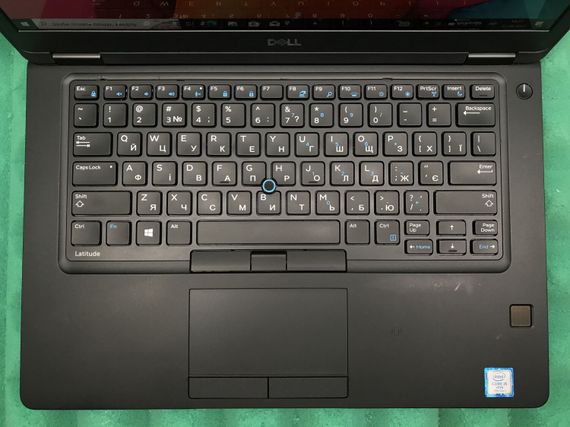 Ноутбук Dell Latitude 5480 / 14" (1920x1080) IPS Touch / Intel Core i5-7200U (2 (4) ядра по 2.5 - 3.1 GHz) / 8 GB DDR4 / 256 GB SSD M.2 / Intel HD Graphics 620 / WebCam / Fingerprint / USB 3.1 / HDMI / Windows 10 б/в | Зображення 3