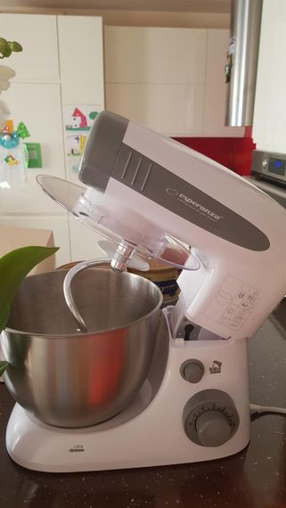 Планетарный миксер тестомес Esperanza EKM024 Cooking Assistant с чашей 4 л, кухонный миксер для теста 800 Вт | Зображення 8